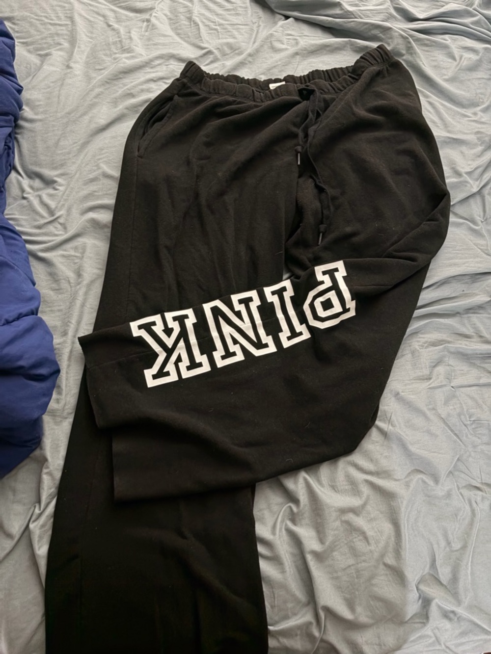PINK Victoria's Secret women’s Black Logo Sweatpants